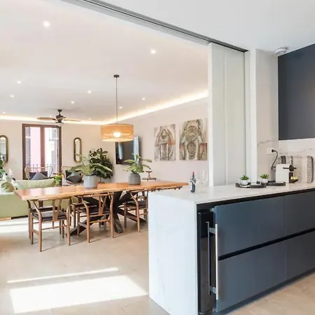 Luxury House 3-bedrooms Otel